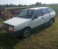 Белый ВАЗ 2109, объемом двигателя 1.5 л и пробегом 300 тыс. км за 400 $, фото 3 на Automoto.ua