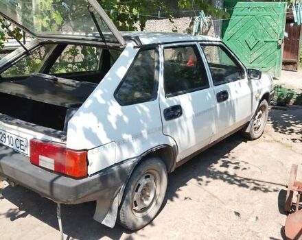 Белый ВАЗ 2109, объемом двигателя 1.5 л и пробегом 250 тыс. км за 1000 $, фото 1 на Automoto.ua
