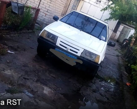 Белый ВАЗ 2109, объемом двигателя 1.6 л и пробегом 0 тыс. км за 900 $, фото 1 на Automoto.ua