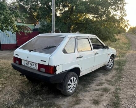 Белый ВАЗ 2109, объемом двигателя 0 л и пробегом 200 тыс. км за 803 $, фото 1 на Automoto.ua