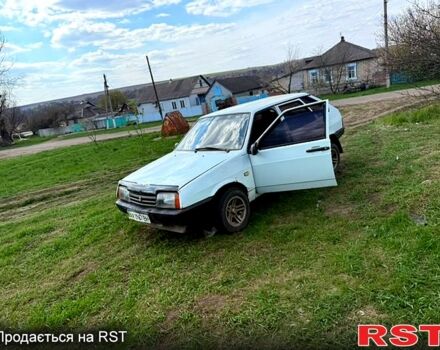 Белый ВАЗ 2109, объемом двигателя 1.5 л и пробегом 0 тыс. км за 360 $, фото 2 на Automoto.ua