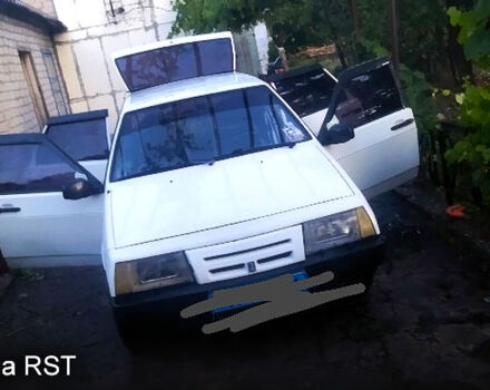 Белый ВАЗ 2109, объемом двигателя 1.6 л и пробегом 0 тыс. км за 900 $, фото 2 на Automoto.ua