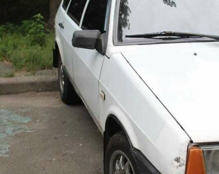 Білий ВАЗ 2109, об'ємом двигуна 1.5 л та пробігом 300 тис. км за 700 $, фото 2 на Automoto.ua