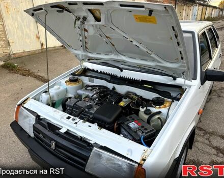 Белый ВАЗ 2109, объемом двигателя 1.5 л и пробегом 24 тыс. км за 2950 $, фото 13 на Automoto.ua