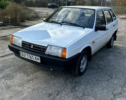 Белый ВАЗ 2109, объемом двигателя 1.5 л и пробегом 25 тыс. км за 3700 $, фото 1 на Automoto.ua