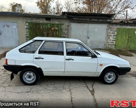 Белый ВАЗ 2109, объемом двигателя 1.5 л и пробегом 24 тыс. км за 2950 $, фото 4 на Automoto.ua