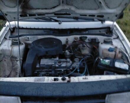 ВАЗ 2109 1992 у Тысменице на Automoto.ua Білий ВАЗ 2109, об'ємом двигуна 1.5 л та пробігом 370 тис. км за 550 $, фото 1 на Automoto.ua