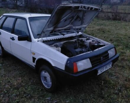 ВАЗ 2109 1992 у Тысменице на Automoto.ua Білий ВАЗ 2109, об'ємом двигуна 1.5 л та пробігом 370 тис. км за 550 $, фото 4 на Automoto.ua