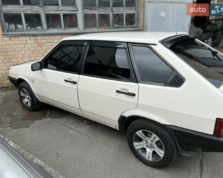 Белый ВАЗ 2109, объемом двигателя 1.3 л и пробегом 104 тыс. км за 1500 $, фото 2 на Automoto.ua