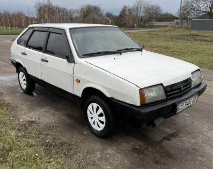 Белый ВАЗ 2109, объемом двигателя 1.3 л и пробегом 25 тыс. км за 476 $, фото 5 на Automoto.ua