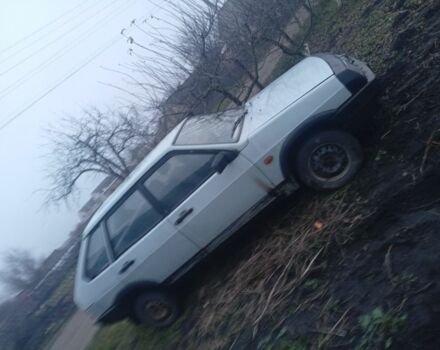 Белый ВАЗ 2109, объемом двигателя 1.5 л и пробегом 65 тыс. км за 450 $, фото 4 на Automoto.ua
