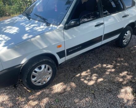 Белый ВАЗ 2109, объемом двигателя 1.5 л и пробегом 2 тыс. км за 1100 $, фото 2 на Automoto.ua