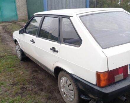 Белый ВАЗ 2109, объемом двигателя 1.3 л и пробегом 230 тыс. км за 1500 $, фото 2 на Automoto.ua