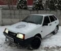 Белый ВАЗ 2109, объемом двигателя 1 л и пробегом 57 тыс. км за 1000 $, фото 1 на Automoto.ua