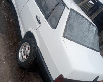 Белый ВАЗ 2109, объемом двигателя 1.5 л и пробегом 175 тыс. км за 1150 $, фото 5 на Automoto.ua