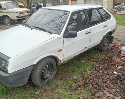 Белый ВАЗ 2109, объемом двигателя 1.5 л и пробегом 200 тыс. км за 639 $, фото 4 на Automoto.ua