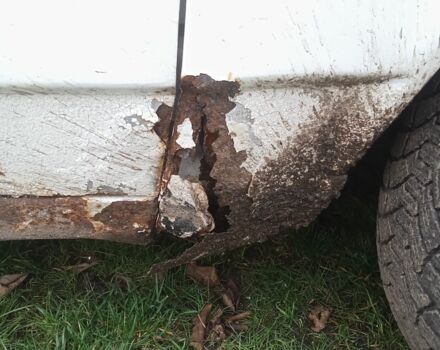 Белый ВАЗ 2109, объемом двигателя 1.5 л и пробегом 200 тыс. км за 639 $, фото 5 на Automoto.ua