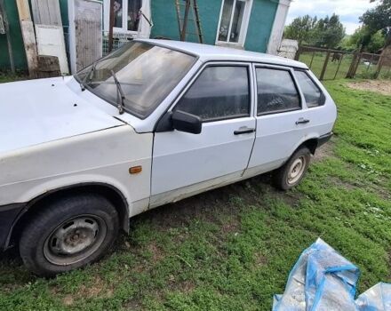 Белый ВАЗ 2109, объемом двигателя 1.3 л и пробегом 230 тыс. км за 400 $, фото 3 на Automoto.ua