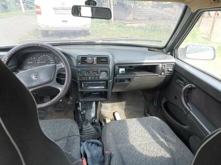 Білий ВАЗ 2109, об'ємом двигуна 1.6 л та пробігом 62 тис. км за 931 $, фото 1 на Automoto.ua