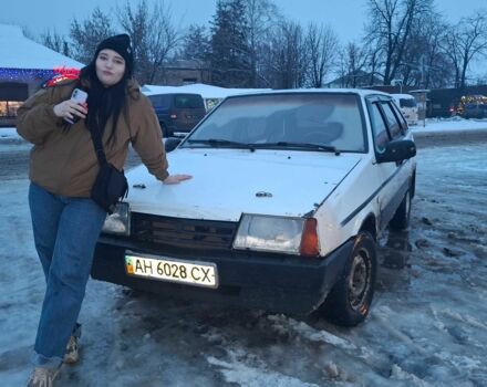 Белый ВАЗ 2109, объемом двигателя 1.3 л и пробегом 300 тыс. км за 832 $, фото 1 на Automoto.ua