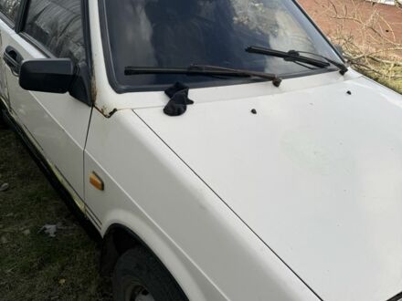 ВАЗ 2109 1987 в Николаеве на Automoto.ua Белый ВАЗ 2109, объемом двигателя 1.5 л и пробегом 300 тыс. км за 453 $, фото 1 на Automoto.ua