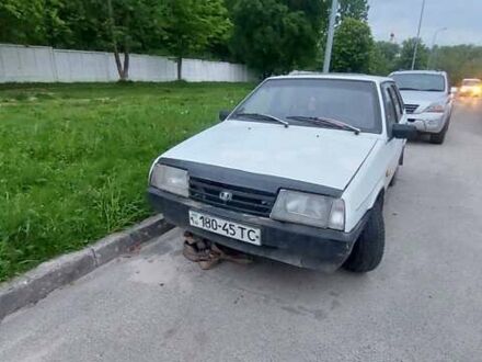 ВАЗ 2109 1987 у Львові на Automoto.ua Білий ВАЗ 2109, об'ємом двигуна 1.3 л та пробігом 322 тис. км за 400 $, фото 1 на Automoto.ua