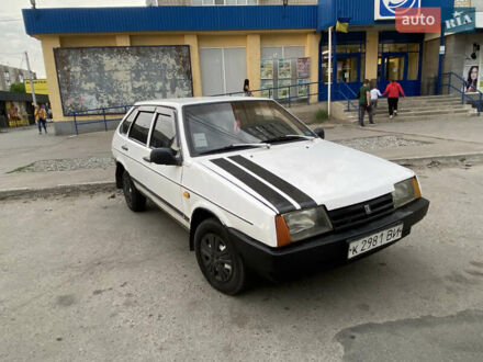 ВАЗ 2109 1987 у Бердичеве на Automoto.ua Білий ВАЗ 2109, об'ємом двигуна 1.3 л та пробігом 200 тис. км за 844 $, фото 1 на Automoto.ua