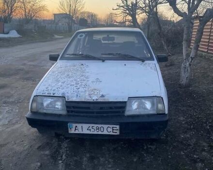 Белый ВАЗ 2109, объемом двигателя 1 л и пробегом 300 тыс. км за 294 $, фото 1 на Automoto.ua