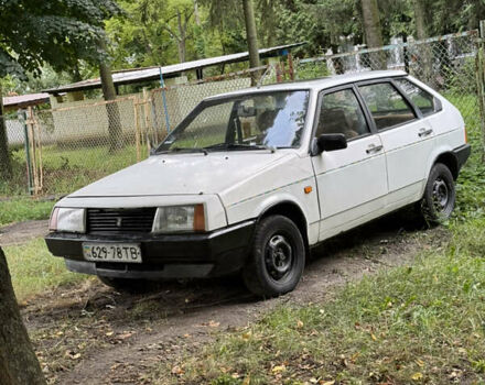 Белый ВАЗ 2109, объемом двигателя 1.5 л и пробегом 87 тыс. км за 500 $, фото 1 на Automoto.ua