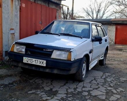 Белый ВАЗ 2109, объемом двигателя 1.3 л и пробегом 299 тыс. км за 600 $, фото 1 на Automoto.ua