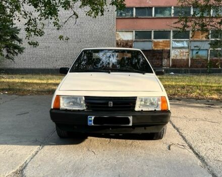 Белый ВАЗ 2109, объемом двигателя 1.3 л и пробегом 3 тыс. км за 1000 $, фото 1 на Automoto.ua