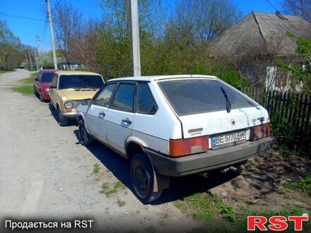 ВАЗ 2109 1988 в Александрие на Automoto.ua Белый ВАЗ 2109, объемом двигателя 1.3 л и пробегом 150 тыс. км за 650 $, фото 1 на Automoto.ua
