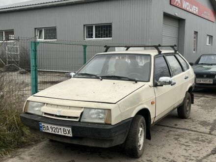 Белый ВАЗ 2109, объемом двигателя 1.3 л и пробегом 279 тыс. км за 550 $, фото 1 на Automoto.ua