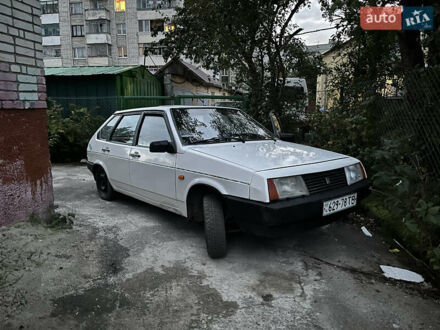 ВАЗ 2109 1988 в Львове на Automoto.ua Белый ВАЗ 2109, объемом двигателя 1.5 л и пробегом 85 тыс. км за 600 $, фото 1 на Automoto.ua