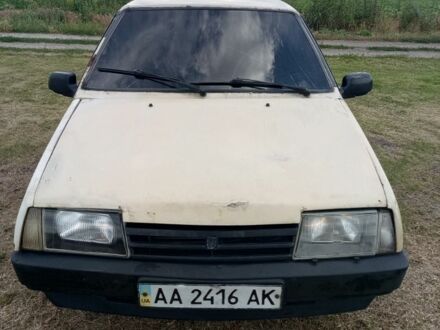 Белый ВАЗ 2109, объемом двигателя 1 л и пробегом 97 тыс. км за 450 $, фото 1 на Automoto.ua