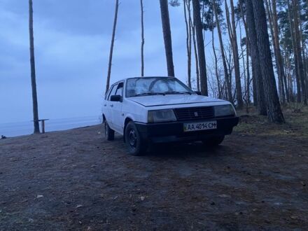 Белый ВАЗ 2109, объемом двигателя 1.1 л и пробегом 73 тыс. км за 565 $, фото 1 на Automoto.ua