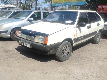 ВАЗ 2109 1989 у Запоріжжя на Automoto.ua Білий ВАЗ 2109, об'ємом двигуна 1.5 л та пробігом 55 тис. км за 900 $, фото 1 на Automoto.ua