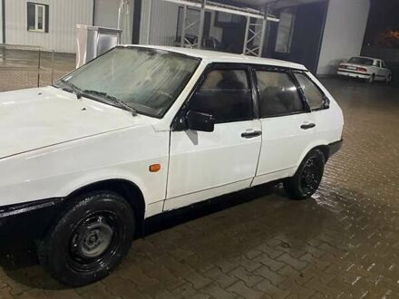 Белый ВАЗ 2109, объемом двигателя 1.29 л и пробегом 90 тыс. км за 1200 $, фото 1 на Automoto.ua