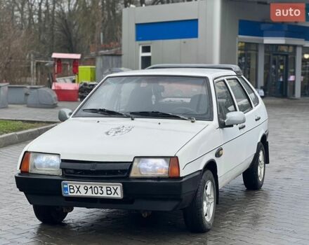 Белый ВАЗ 2109, объемом двигателя 1.3 л и пробегом 250 тыс. км за 1150 $, фото 1 на Automoto.ua