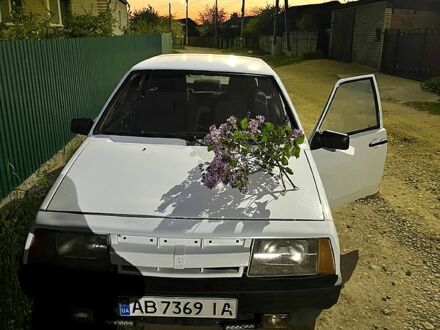 ВАЗ 2109 1989 у Вінниці на Automoto.ua Білий ВАЗ 2109, об'ємом двигуна 1.3 л та пробігом 300 тис. км за 800 $, фото 1 на Automoto.ua