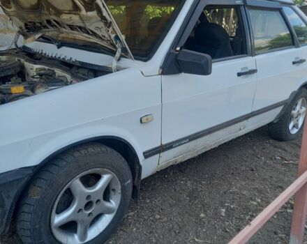 Белый ВАЗ 2109, объемом двигателя 1 л и пробегом 60 тыс. км за 561 $, фото 1 на Automoto.ua