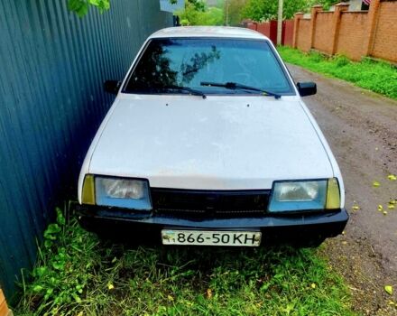 Белый ВАЗ 2109, объемом двигателя 1.3 л и пробегом 300 тыс. км за 750 $, фото 1 на Automoto.ua