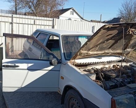 Белый ВАЗ 2109, объемом двигателя 1.5 л и пробегом 100 тыс. км за 431 $, фото 1 на Automoto.ua