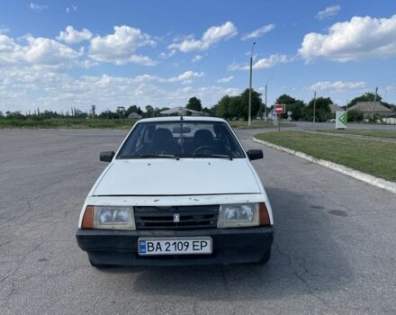 Белый ВАЗ 2109, объемом двигателя 1.5 л и пробегом 150 тыс. км за 1099 $, фото 1 на Automoto.ua