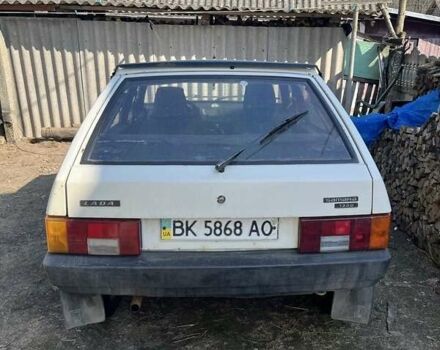 Белый ВАЗ 2109, объемом двигателя 11.3 л и пробегом 1000 тыс. км за 903 $, фото 1 на Automoto.ua