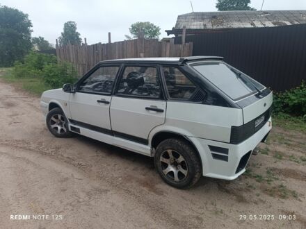 ВАЗ 2109 1990 у Чернігові на Automoto.ua Білий ВАЗ 2109, об'ємом двигуна 1.3 л та пробігом 120 тис. км за 1600 $, фото 1 на Automoto.ua
