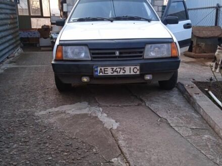 ВАЗ 2109 1990 в Кривом Роге на Automoto.ua Белый ВАЗ 2109, объемом двигателя 1.5 л и пробегом 2 тыс. км за 837 $, фото 1 на Automoto.ua