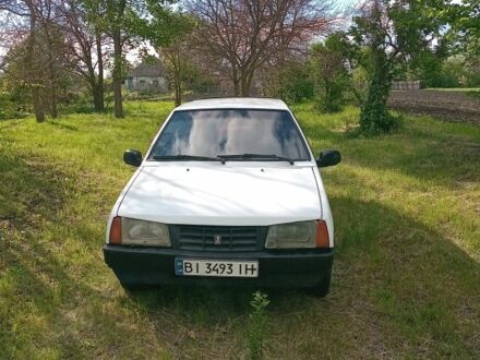 ВАЗ 2109 1990 в Миргороде на Automoto.ua Белый ВАЗ 2109, объемом двигателя 1.3 л и пробегом 147 тыс. км за 1500 $, фото 1 на Automoto.ua