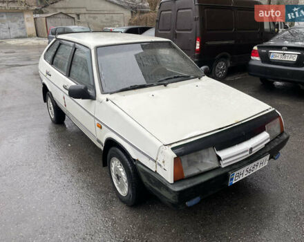 Белый ВАЗ 2109, объемом двигателя 1.5 л и пробегом 288 тыс. км за 1000 $, фото 1 на Automoto.ua
