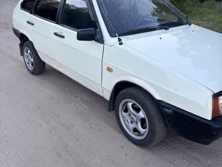 Белый ВАЗ 2109, объемом двигателя 1.5 л и пробегом 90 тыс. км за 1400 $, фото 1 на Automoto.ua